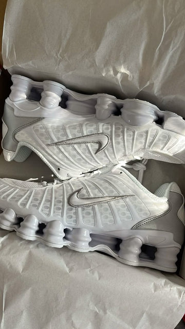 Najlepsze Nike Shox – TOP 3 modele warte uwagi w 2026