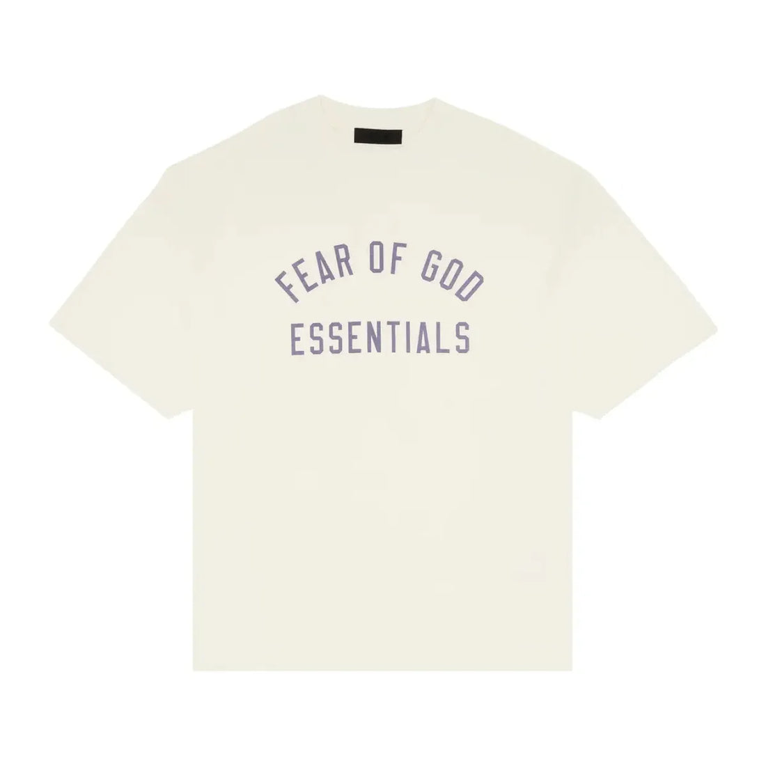 Kremowy T-shirt Fear of God Essentials Crewneck Tee 'Shell' z fioletowym logo na klatce piersiowej.