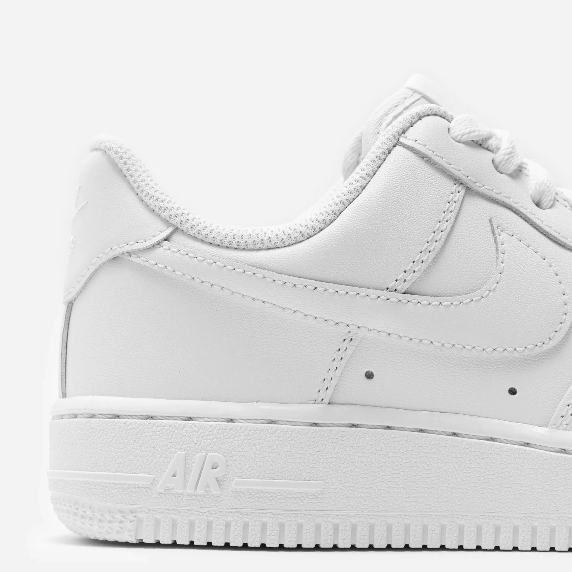 Air Force 1 Low Triple White