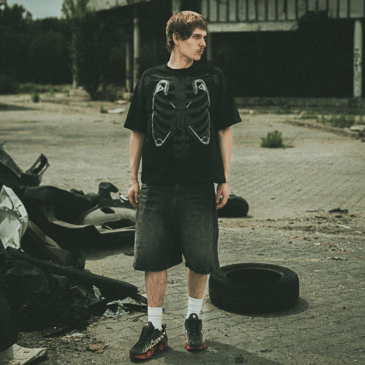 SKELETON TEE BLACK