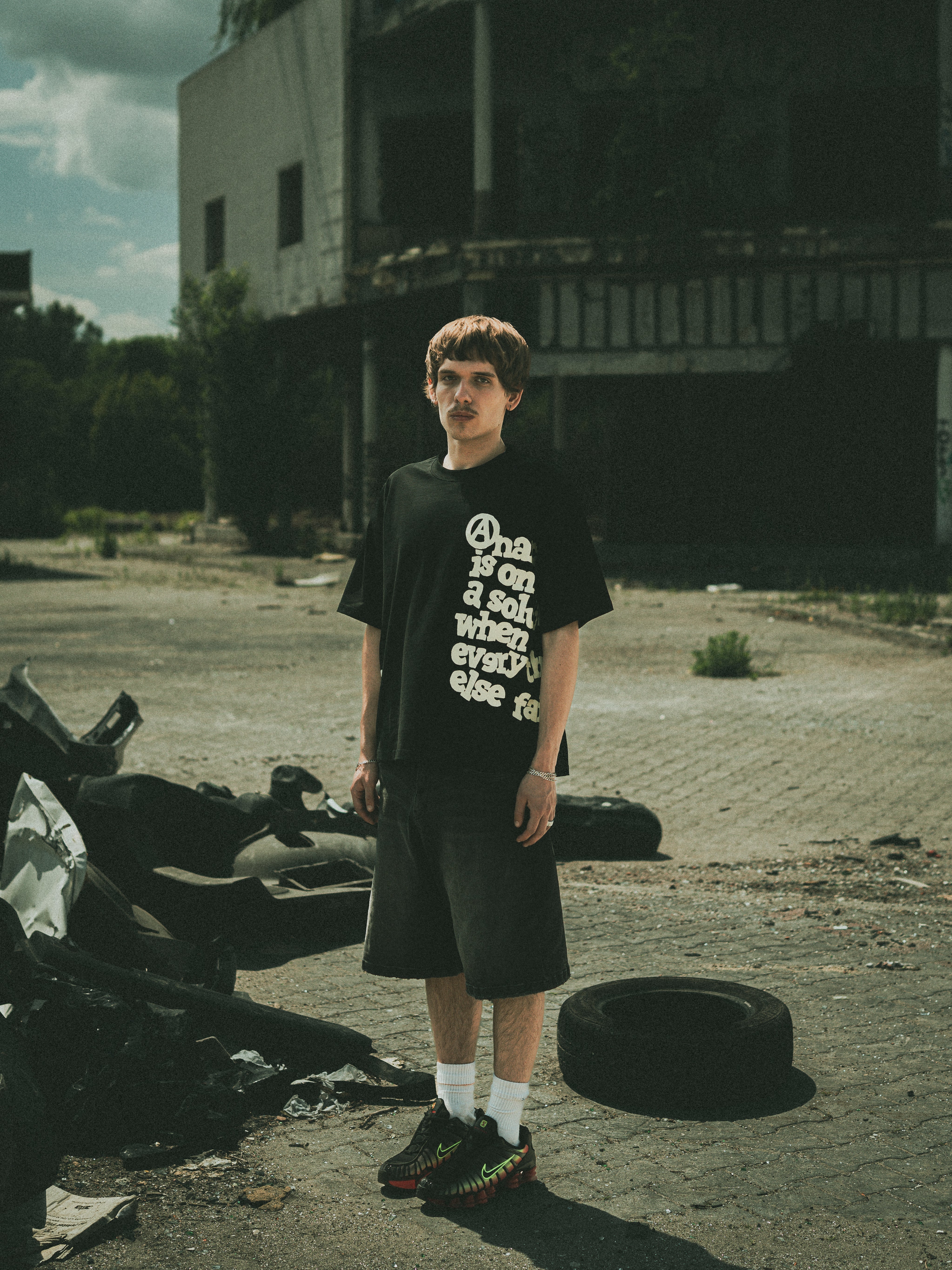 ANARCHY TEE BLACK