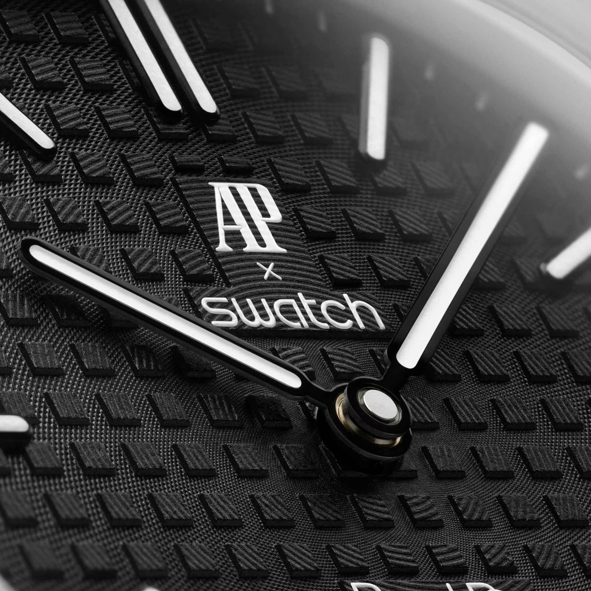 Audemars Piguet x Swatch Bioceramic Royal Pop Ocho Negro