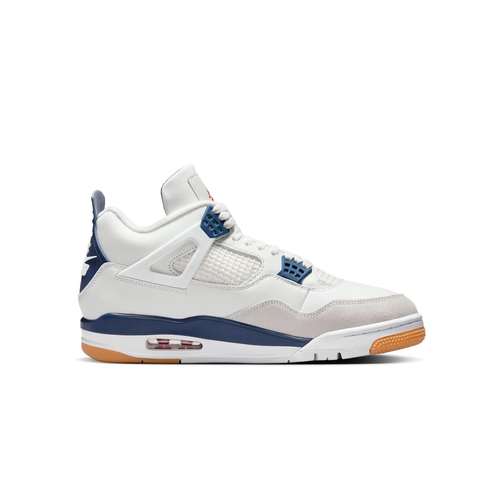 Jordan 4 SB Navy