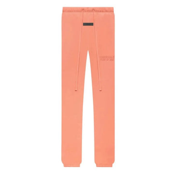 Fear of God Essentials Coral Sweatpant, premium streetwear z logo Essentials na udzie i sznurkami.