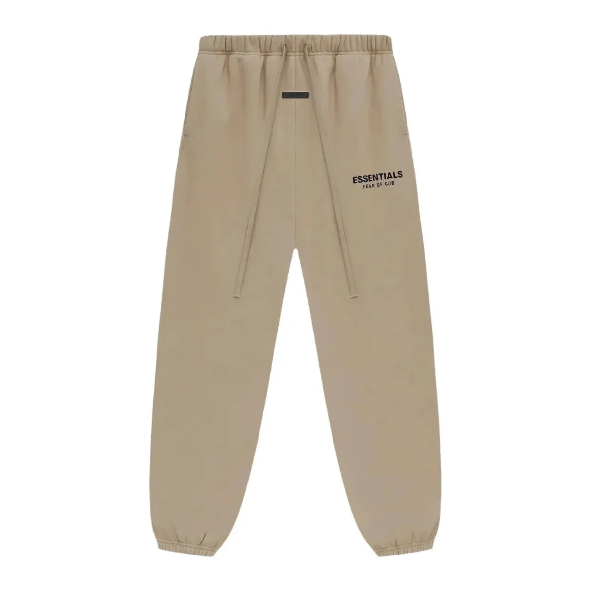 Fear of God Essentials Fleece Sweatpant Desert Sand, beżowe spodnie dresowe z logo i sznurkami.