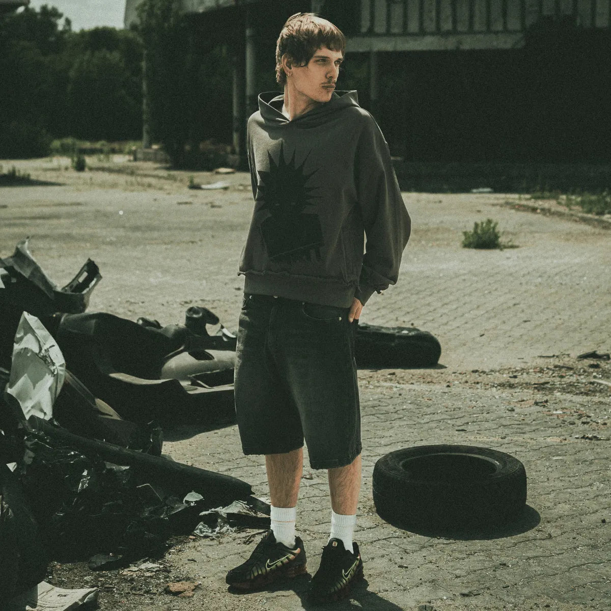 REBEL HOODIE ANTHRACITE