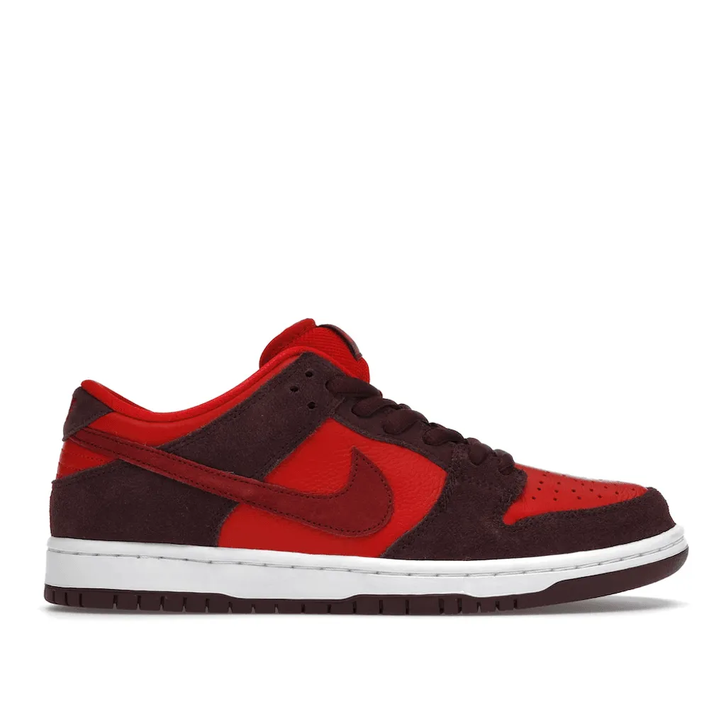 Dunk Low SB Cherry