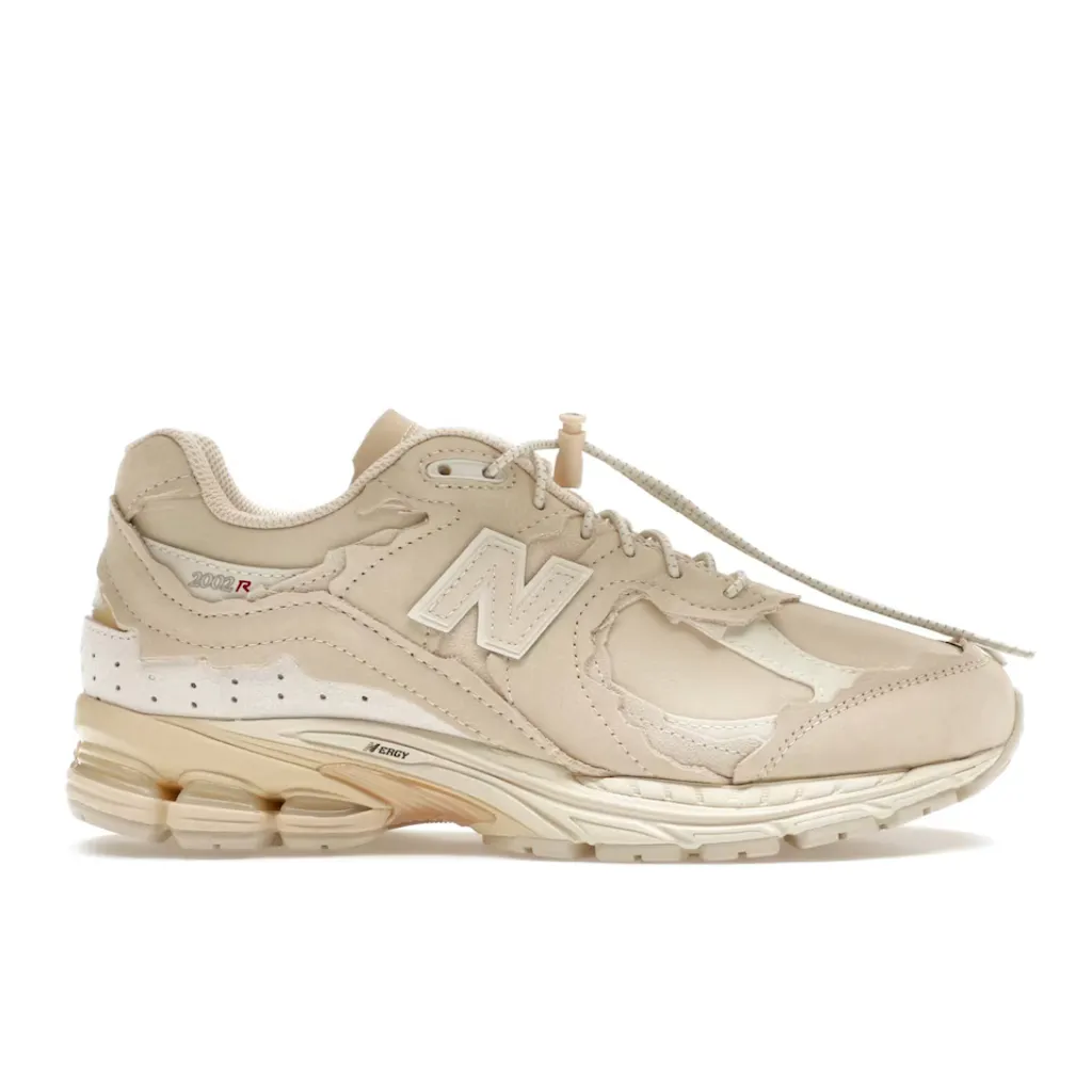 New Balance 2002R Protection Pack Sandstone