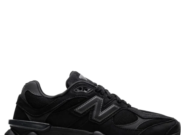 New Balance 9060 Triple Black